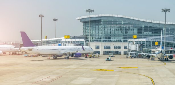 airport-terminal